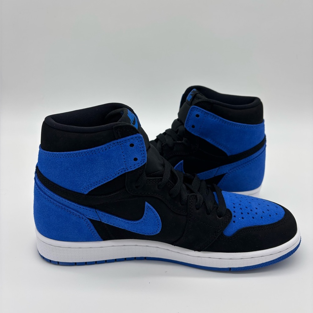 Air Jordan 1 Retro High OG - Picture 4 of 7